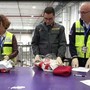 Borse e vestiti "taroccati" viaggiano in aereo. A Malpensa le Fiamme Gialle sequestrano oltre 7.000 capi contraffatti