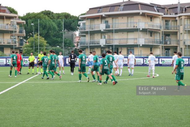 Calcio. Coppa Italia di Eccellenza, Pietra Ligure e Fezzanese il 6 gennaio alla "Sciorba" Calcio. Coppa Italia di Eccellenza, Pietra Ligure e Fezzanese il 6 gennaio alla "Sciorba"