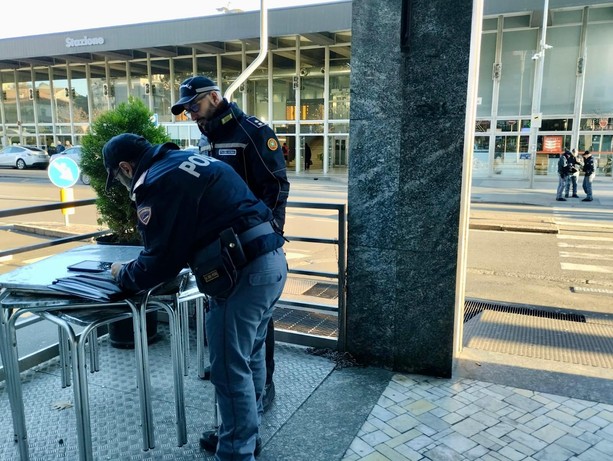 Operazione antidroga in centro a Gallarate, denunciate due persone nei pressi della stazione
