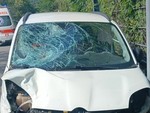Giovani travolti da un’auto a Maccagno: morta una ragazza, quattro feriti gravi Giovani travolti da un’auto a Maccagno: morta una ragazza, quattro feriti gravi