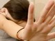 Insegnante accusato di atti sessuali con studentesse minorenni: giudizio immediato del Tribunale di Asti