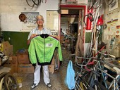 Chiude la storica ciclofficina di Nizza Millefonti: "Questo negozio è stato la mia seconda casa" [FOTO]