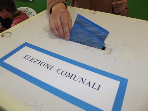 Elezioni, alle 19 affluenza al 43,4% nei 13 comuni della Granda al voto. Bergolo il più astensionista