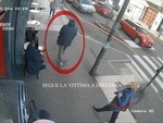 San Salvario, segue un'anziana di 92 anni fino alla porta di casa e la rapina: un uomo finisce in manette [VIDEO]