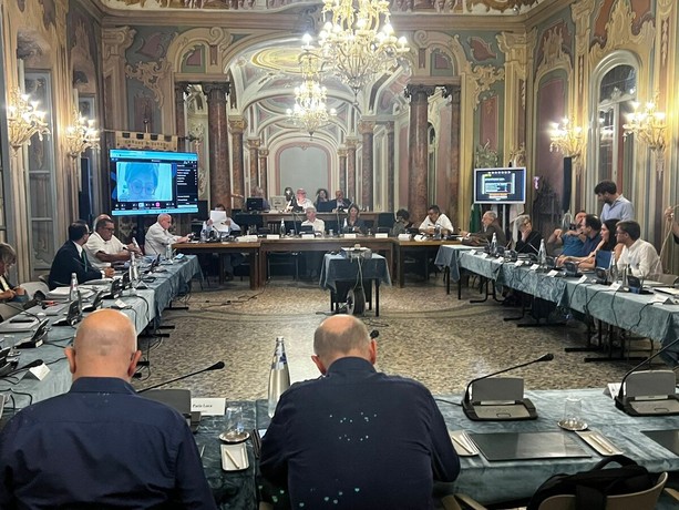 PGT, alla quarta sera salta la catena: musica, moschea e fantasmi vannacciani. E domenica si ricomincia alle 9 PGT, alla quarta sera salta la catena: musica, moschea e fantasmi vannacciani. E domenica si ricomincia alle 9