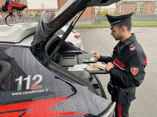 Spaccia cocaina mentre era ai domiciliari, ora è di nuovo in carcere