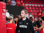 Varese, serve aria. E arriva Amedeo: contro Trieste Della Valle prova a rianimare l'attacco biancorosso Varese, serve aria. E arriva Amedeo: contro Trieste Della Valle prova a rianimare l'attacco biancorosso