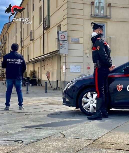 Lavoratore in nero e telecamere non autorizzati: sospesi una pizzeria e un ristorante a Bibiana e Giaveno