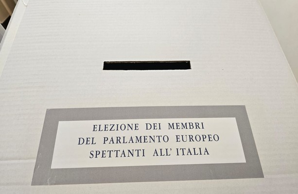 Europee 2024. Le prime proiezioni: Fratelli d'Italia si conferma prima forza davanti al Partito Democratico e al Movimento Cinque Stelle Europee 2024. Le prime proiezioni: Fratelli d'Italia si conferma prima forza davanti al Partito Democratico e al Movimento Cinque Stelle