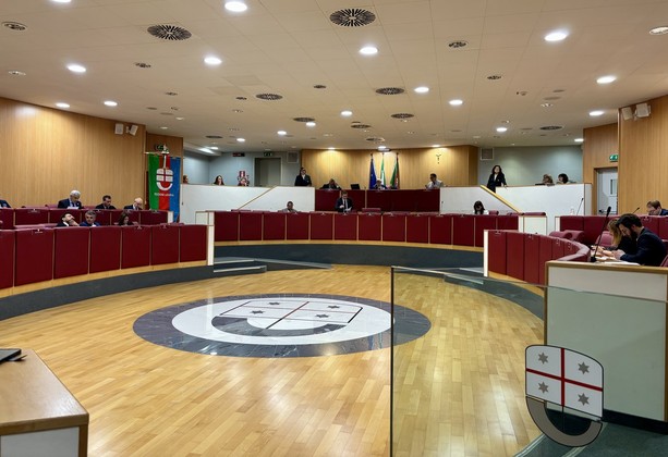 Manifestazione dell’ultra-destra e saluti romani, arriva la condanna unanime del consiglio regionale: “Regione si costituisca parte civile”