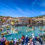 Villefranche-sur-Mer, torna il Combat Naval Fleuri: la battaglia di fiori che colora il Mediterraneo Villefranche-sur-Mer, torna il Combat Naval Fleuri: la battaglia di fiori che colora il Mediterraneo