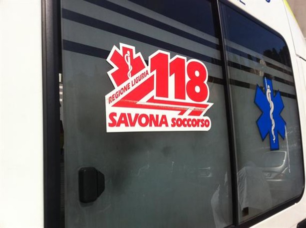 Notte di super lavoro per il 118, numerosi casi di intossicazioni da alcol e risse tra i giovani nel Savonese Notte di super lavoro per il 118, numerosi casi di intossicazioni da alcol e risse tra i giovani nel Savonese