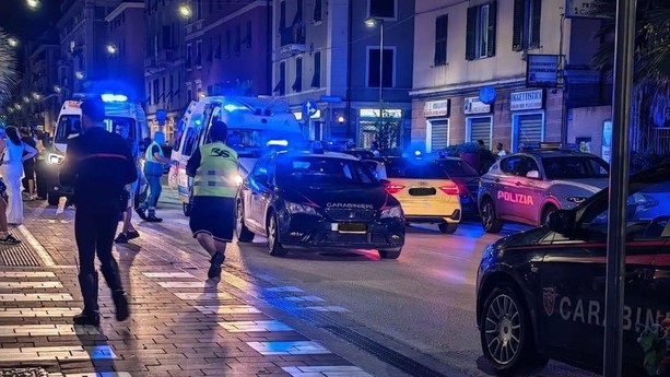Cornigliano, molesta verbalmente due ragazze per strada: i passanti intervengono per difenderle, poi scoppia la rissa Cornigliano, molesta verbalmente due ragazze per strada: i passanti intervengono per difenderle, poi scoppia la rissa