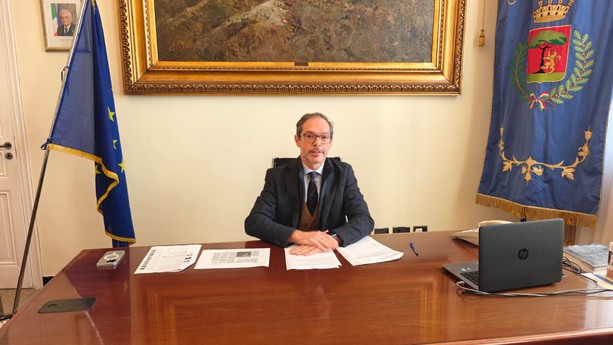 Caso gazebo a Bordighera, il sindaco "Ho tutta la documentazione, attendo gli incontri con i partiti ma sono pronto a dimettermi" (Foto e video) Caso gazebo a Bordighera, il sindaco "Ho tutta la documentazione, attendo gli incontri con i partiti ma sono pronto a dimettermi" (Foto e video)