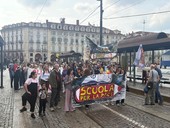 La scuola per la pace: un fiume di insegnanti, studenti e famiglie in cammino per la Palestina [FOTO]
