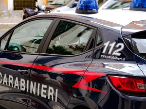 Quarto, accoltella un 40enne in casa: fermato un 37enne per tentato omicidio e rapina Quarto, accoltella un 40enne in casa: fermato un 37enne per tentato omicidio e rapina
