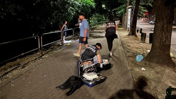 Omicidio strada ad Aurora, veglia di preghiera dove è morto Courage Amadin: &quot;Così rispondiamo al male&quot;