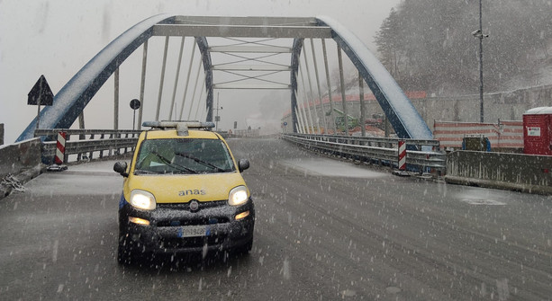 Maltempo in Granda: nevicate sull'arco alpino [FOTO]