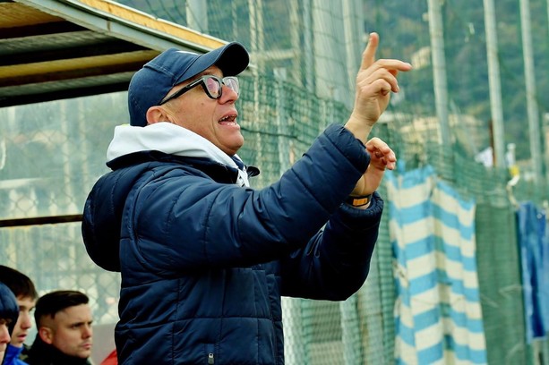 Calcio, Savona. Sensazioni opposte per Cola dopo il pari col Masone: "Prestazione ok, ma con questa classifica non possiamo perdere punti" (VIDEO) Calcio, Savona. Sensazioni opposte per Cola dopo il pari col Masone: "Prestazione ok, ma con questa classifica non possiamo perdere punti" (VIDEO)