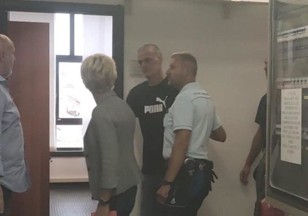 Uccide il compagno di cella strangolandolo: chiesto il rito immediato per Domenico Massari Uccide il compagno di cella strangolandolo: chiesto il rito immediato per Domenico Massari