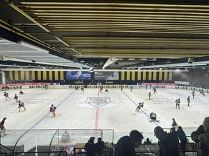 IN DIRETTA. Aosta-Varese 0-0, gara 1 della semifinale con 200 varesini al seguito e il rientro di Piroso IN DIRETTA. Aosta-Varese 0-0, gara 1 della semifinale con 200 varesini al seguito e il rientro di Piroso