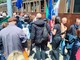 Il Treno delle Meraviglie fa tappa a Ventimiglia: accoglienza festosa tra musica, figuranti e istituzioni (Foto e video)