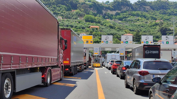 Partito questa mattina il controesodo di agosto: per ora code intense nel savonese mentre nella nostra provincia nessun problema