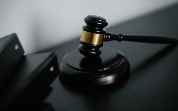 Corruzione all’Ufficio Immigrazione: Mingherlino avrebbe fatto le prime ammissioni alle accuse la sera stessa dell’arresto