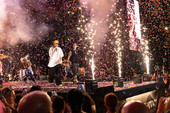 Sanremo, la nuova generazione conquista Pian di Nave: il One Night riempie la piazza, LDA e Aka 7even poeti clandestini (Foto) Sanremo, la nuova generazione conquista Pian di Nave: il One Night riempie la piazza, LDA e Aka 7even poeti clandestini (Foto)