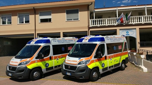 Ha un arresto cardiaco, 60enne muore alla Marina di Andora Ha un arresto cardiaco, 60enne muore alla Marina di Andora