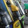 Benzina gratis con le tessere della polizia, smascherata la banda delle Fuel Card