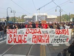 Dalle occupazioni alla piazza: gli studenti torinesi alzano la voce contro il governo Meloni [FOTO]