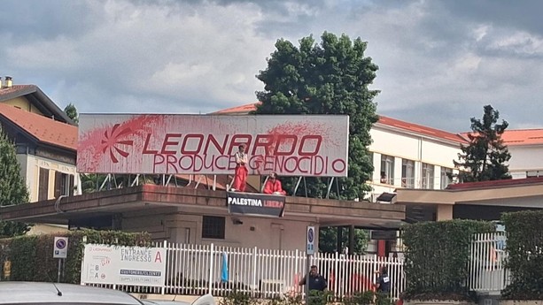Protesta pro Gaza alla Leonardo di Sesto Calende: denunciati con ordine di allontanamento cinque attivisti