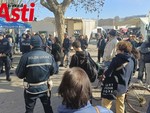 Tafferugli in Piazza del Palio: tensioni tra anarchici e Fratelli d’Italia, interviene la Polizia municipale
