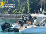 Sequestrate sul Lago Maggiore quattro imbarcazioni con motori manomessi e affittate a turisti senza patente nautica Sequestrate sul Lago Maggiore quattro imbarcazioni con motori manomessi e affittate a turisti senza patente nautica