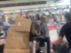 Martellate al check in e cestino in fiamme: esagitato scatena il panico a Malpensa