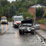 Bra, 17enne si mette alla guida e resta coinvolto in un violento frontale  [FOTO]