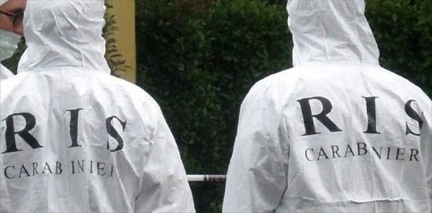 Verbano, i Ris al lavoro nella casa del delitto Verbano, i Ris al lavoro nella casa del delitto