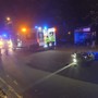 Ancora un incidente tra un'auto e una moto: un ferito grave nella notte