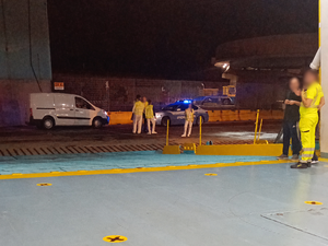 Lite sul traghetto finisce in pestaggio: indagine in corso a Vado Ligure