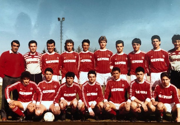 LA LETTERA. «Pietruzzu campione di sensibilità e umiltà anche da allenatore di noi allievi biancorossi. Il consiglio comunale si attivi per ricordarlo a dovere»