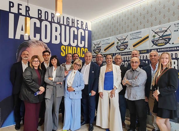 'Per Bordighera' inaugura il point elettorale e si presenta: "La città deve tornare attrattiva e protagonista" (Foto e video)