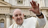 Si è spento Papa Bergoglio, anche il mondo del calcio è in lutto: la FIGC sospende ogni attività