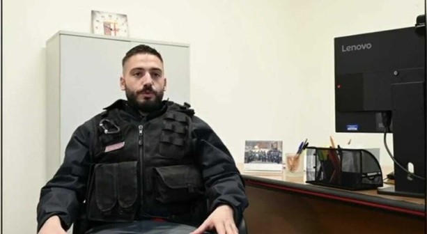 Parla l'agente aggredito: "Escalation di violenza, mi sono ritrovato nella ressa. Chiunque avrebbe avuto paura" [VIDEO]