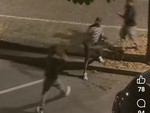 Un nuovo video per un nuovo episodio di violenza a Cuneo: rissa in corso Dante Un nuovo video per un nuovo episodio di violenza a Cuneo: rissa in corso Dante