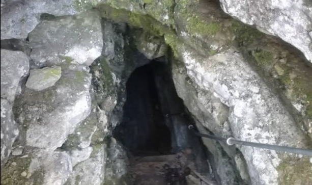 Speleologo ferito alla grotta Remeron: si alzano in volo anche due elicotteri