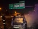 Veicolo in fiamme nella notte su corso Allamano: nessun ferito, traffico ancora bloccato