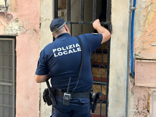 Sanremo, controlli della Polizia Locale su affitti turistici e strutture ricettive: 9 sanzioni nel centro e nella Pigna