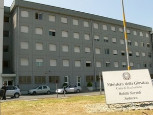 Lite tra detenuti nel carcere di Saluzzo, trovata a terra una lama rudimentale: "Piemonte al limite, la misura è colma"
