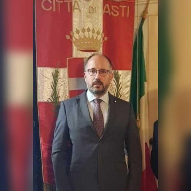 L'allestimento dei seggi per il referendum continua a 'scaldare' il dibattito politico astigiano L'allestimento dei seggi per il referendum continua a 'scaldare' il dibattito politico astigiano
